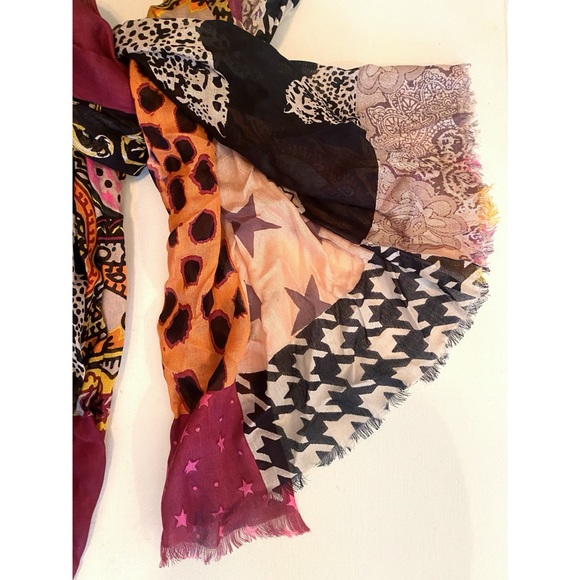 Mixed Print Oversized Scarf . 70in x 40in. 100% Viscose. Raw hem - Picture 7 of 8